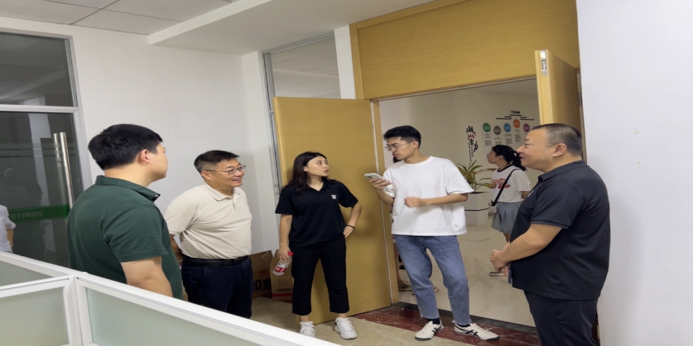 開展實地調研 盤活閑置資產——省供銷集團帶隊調研考察綠葉集團閑置資產