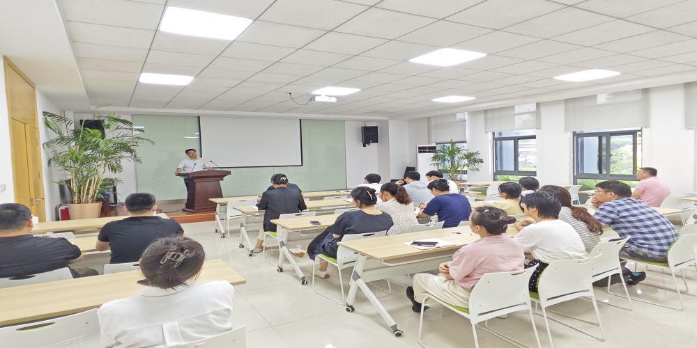 綠葉集團開展《安全生產(chǎn)條例》學習宣傳活動